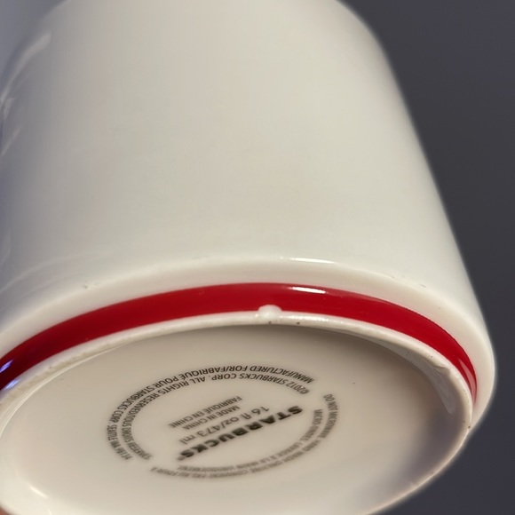 Starbucks 2012 gold lettering stackable cup with red bottom rim - Picture 9 of 10